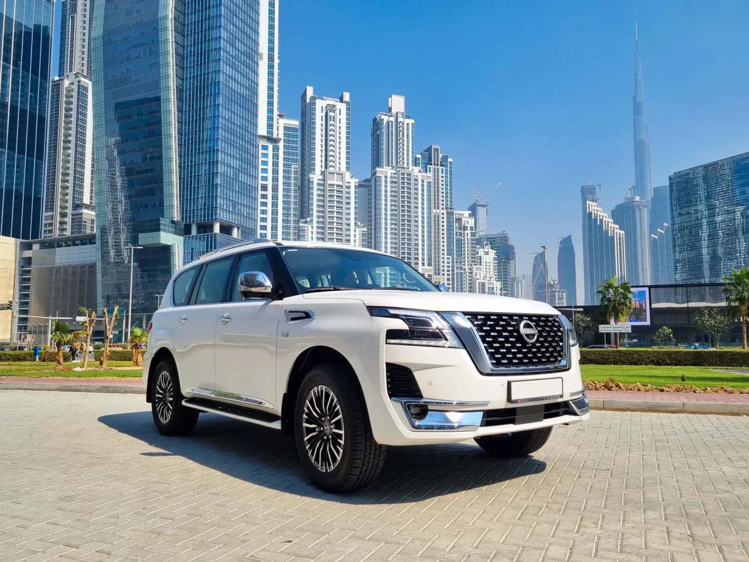 City to Sand Dunes: SUV Car Rental Solutions in Dubai 2024