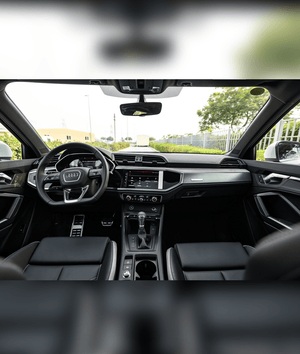 AudiQ32025-7