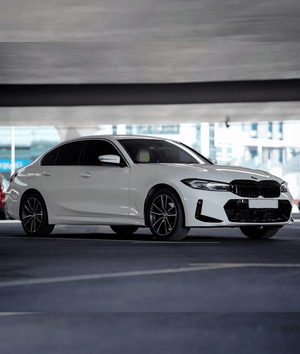BMW330i2021-4