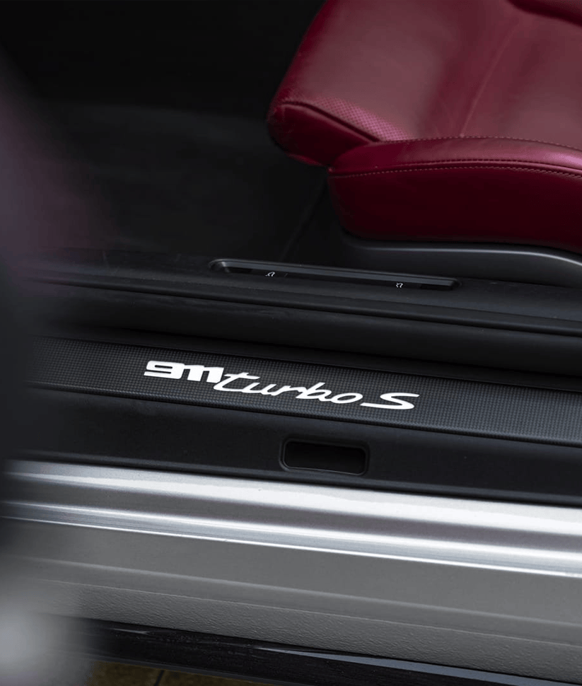 Porsche911TurboS2024GCC-14